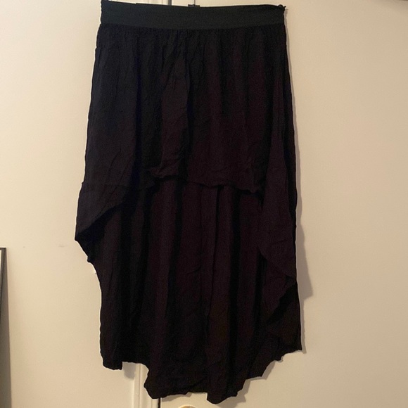 Forever 21 high low black skirt - Picture 1 of 2